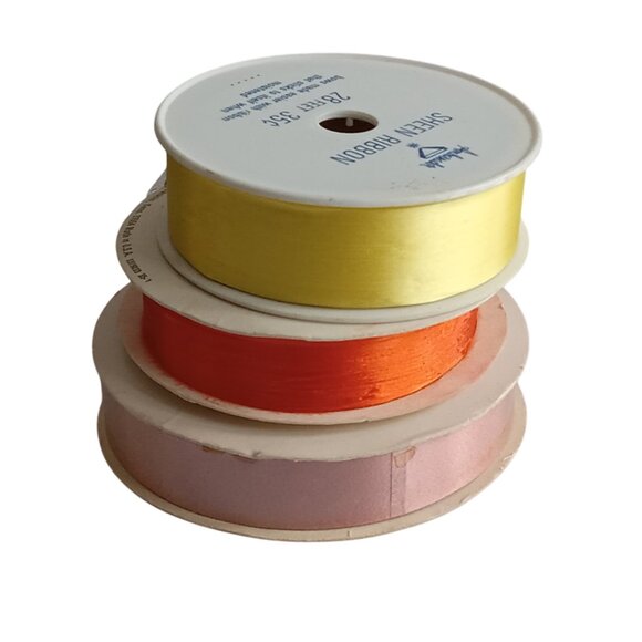 🎯 10 for $10 / 3 Rolls of Vintage Ribbon - Picture 1 of 8